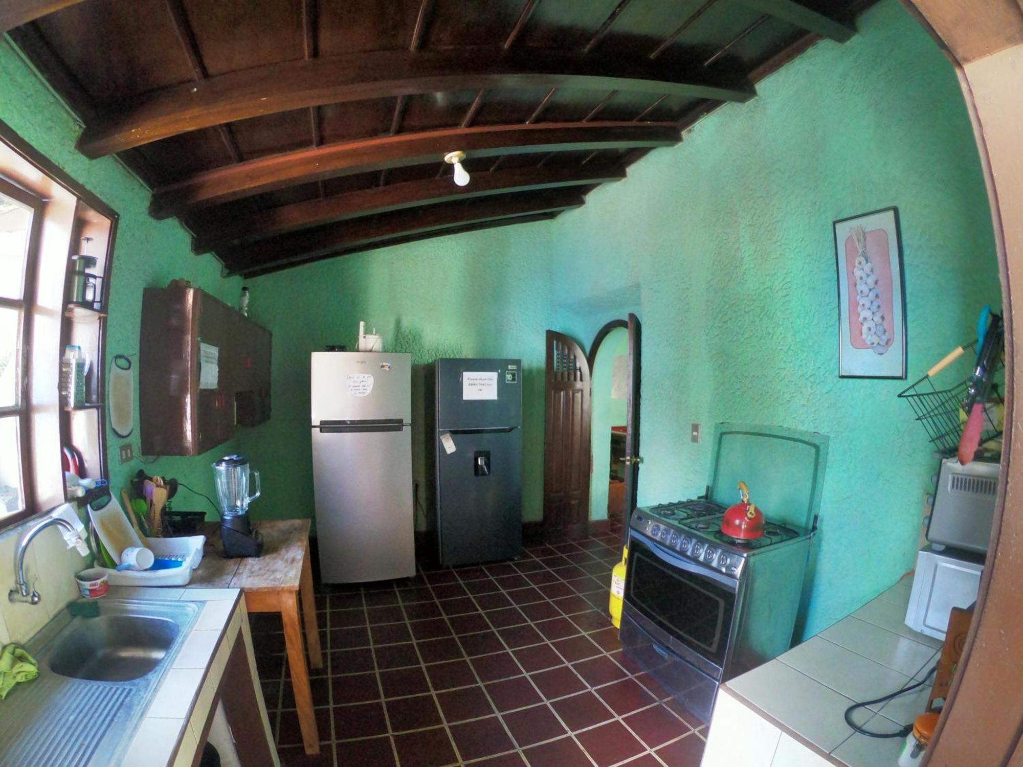 Castello Hostal Santa Ana Esterno foto